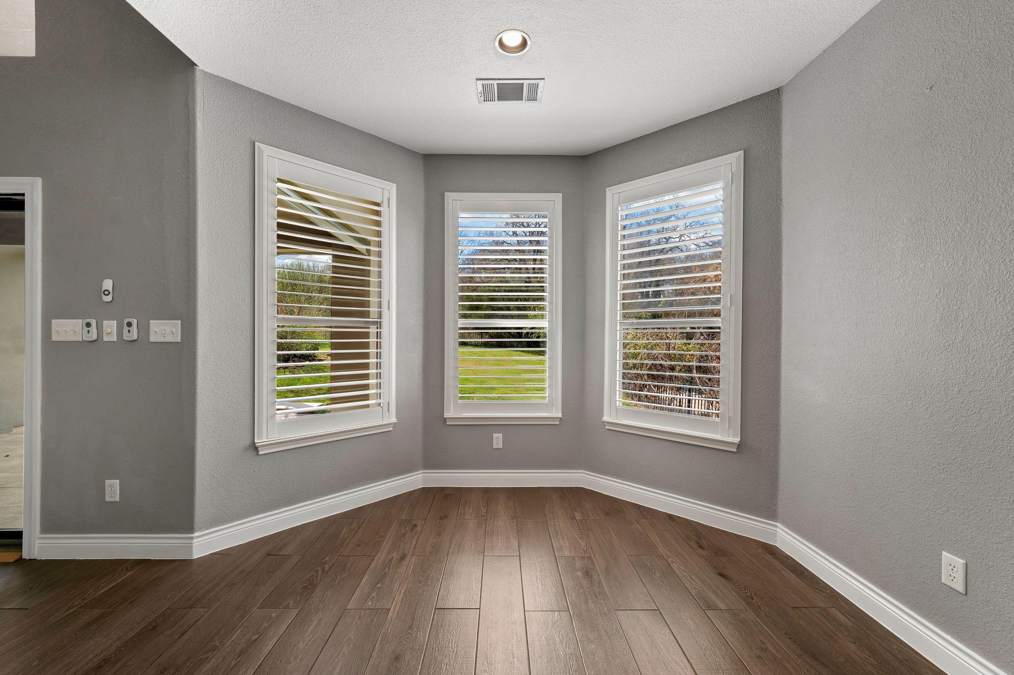 317 Short Circuit, Horseshoe Bay, TX 78657