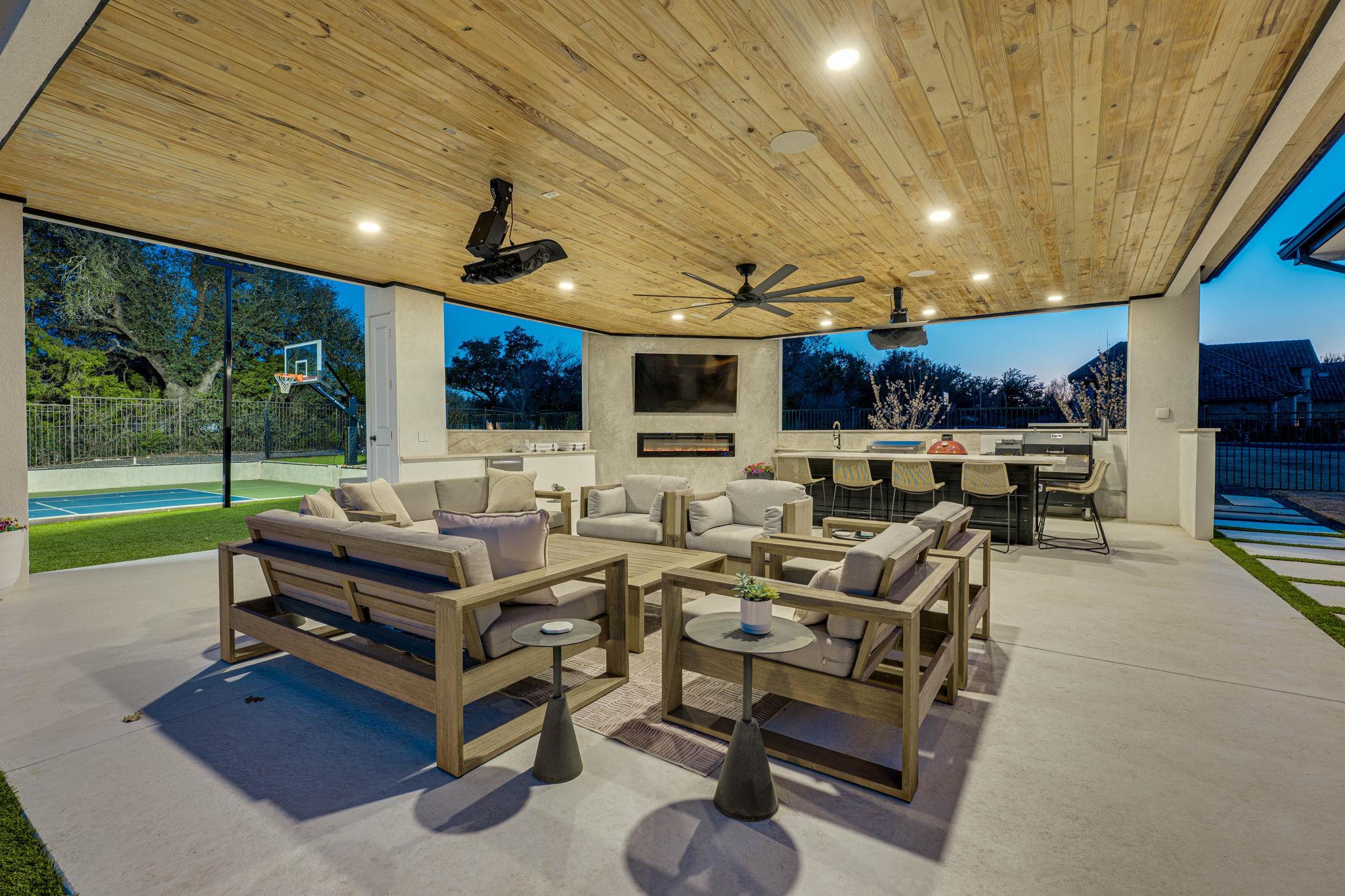 109 Dawn River Cv, Austin, TX 78732