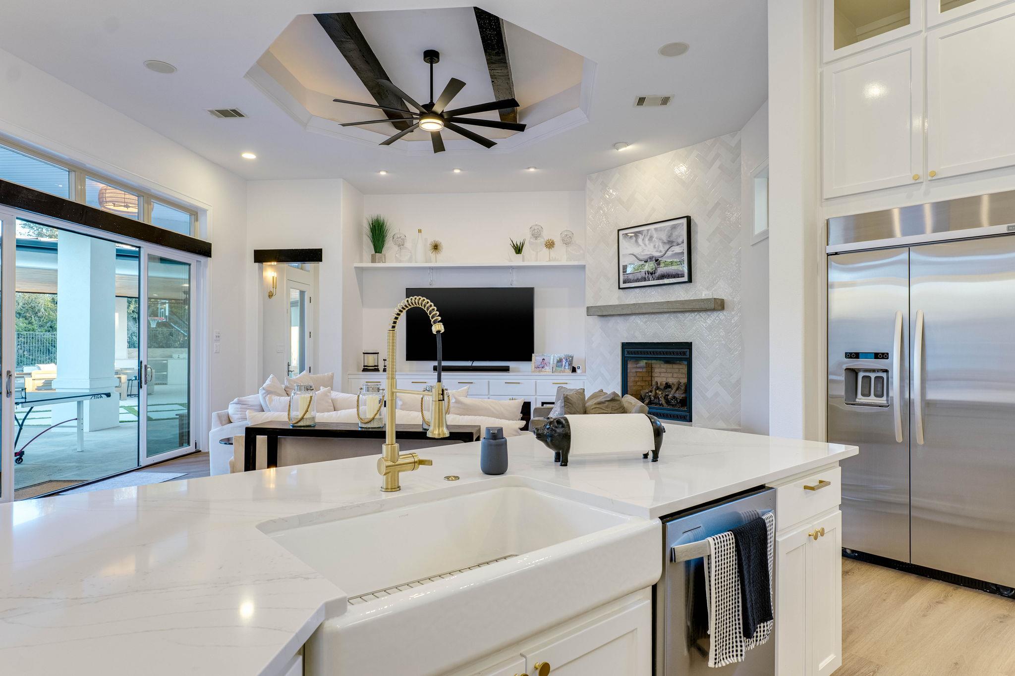 109 Dawn River Cv, Austin, TX 78732