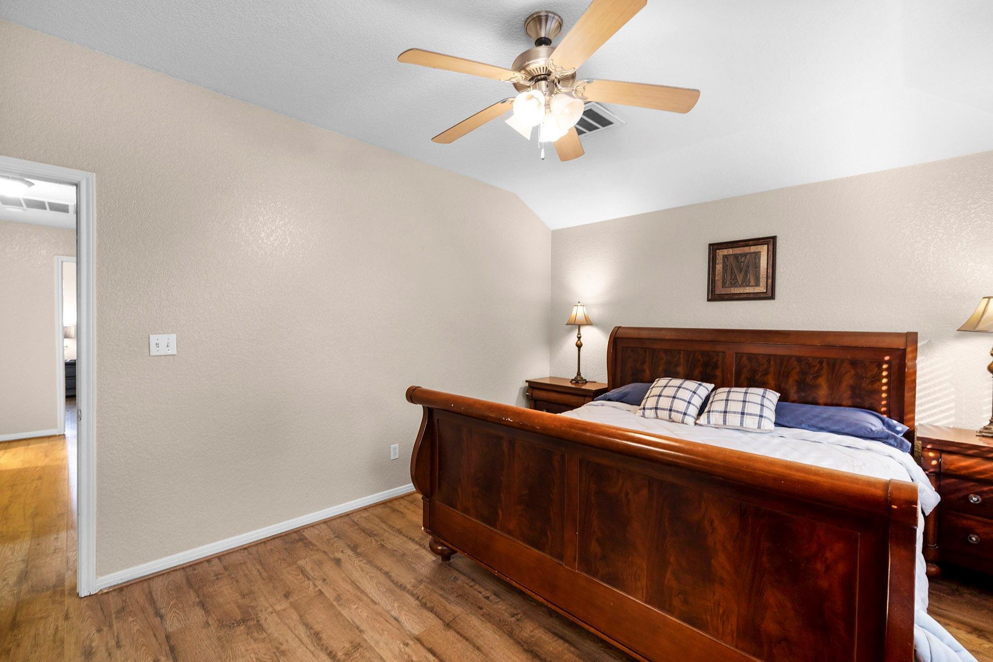 110 Hunter Ridge Rd, San Marcos, TX 78666