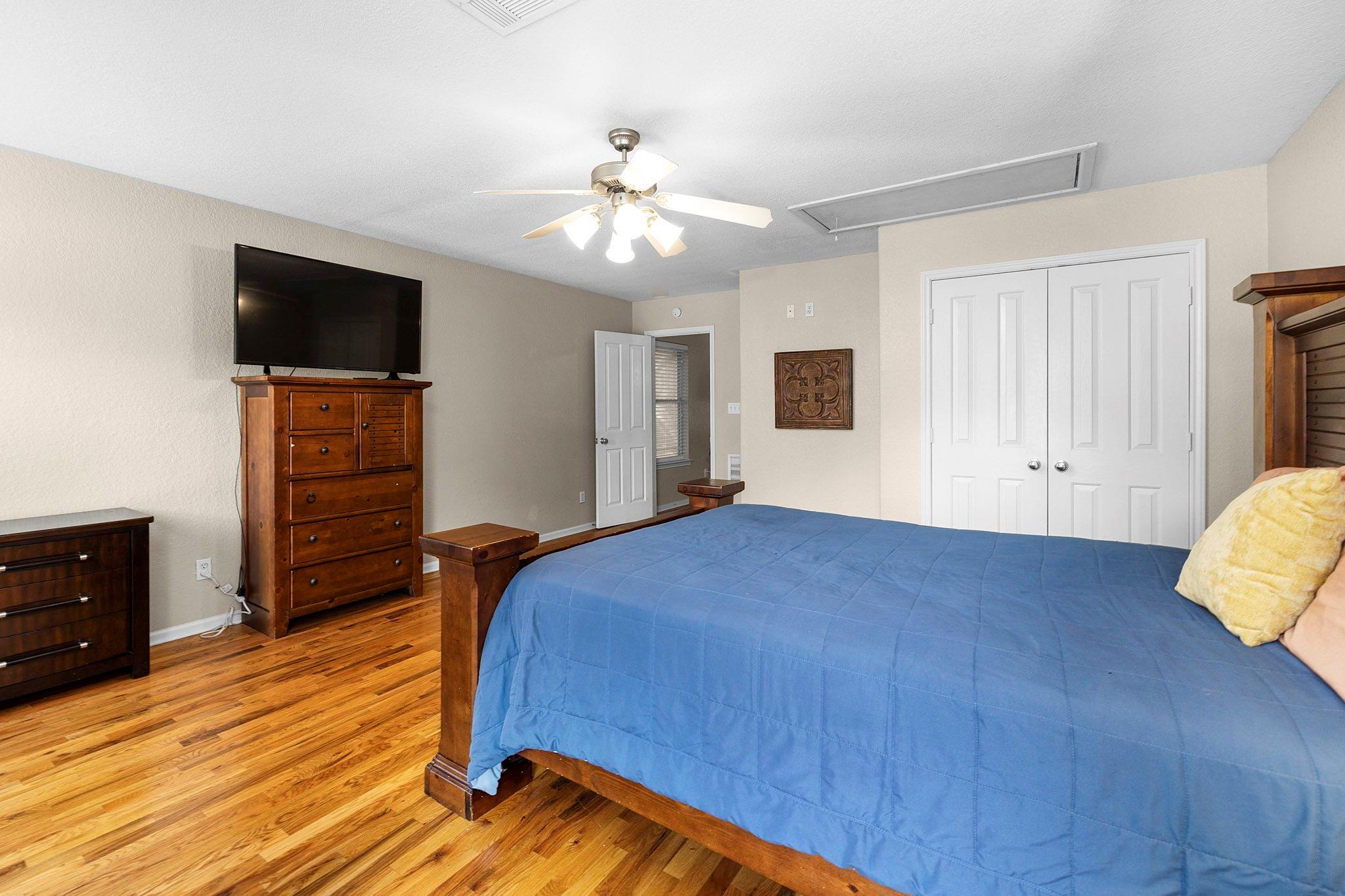 110 Hunter Ridge Rd, San Marcos, TX 78666