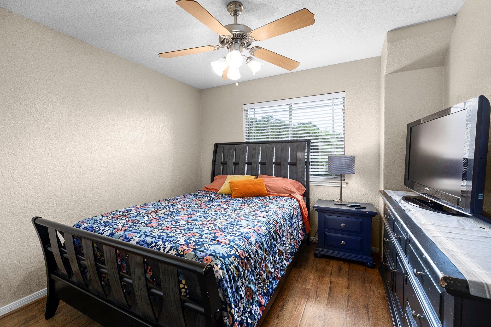 110 Hunter Ridge Rd, San Marcos, TX 78666