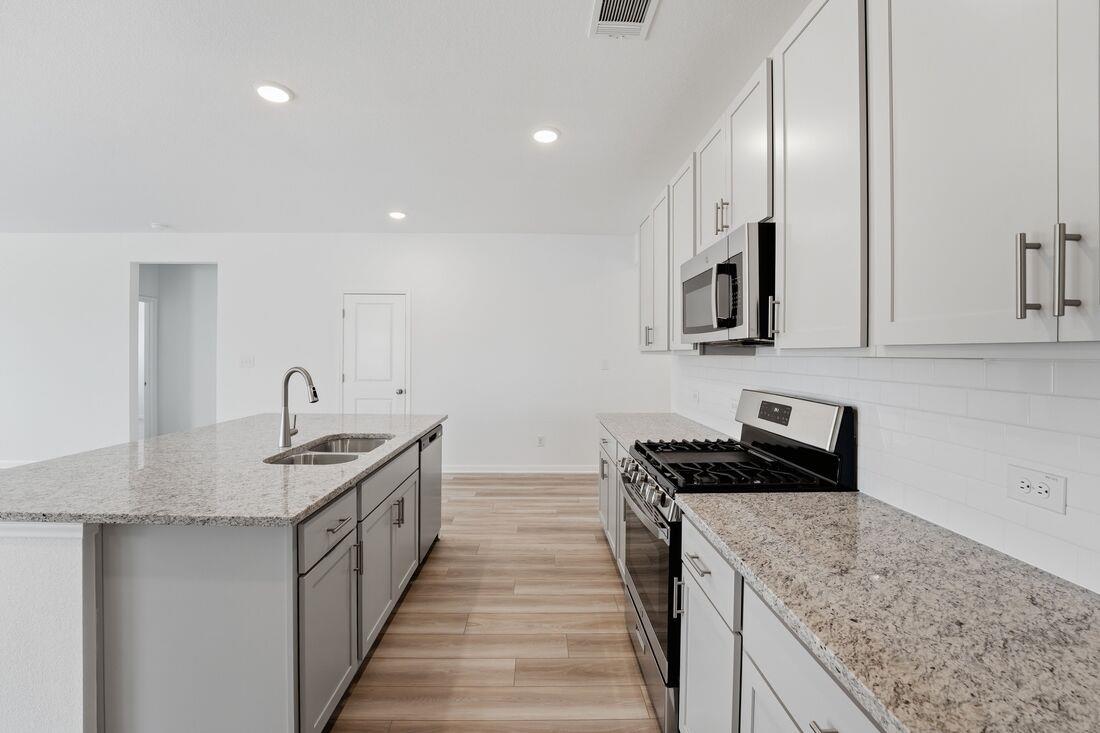 100 Childress St, Hutto, TX 78634