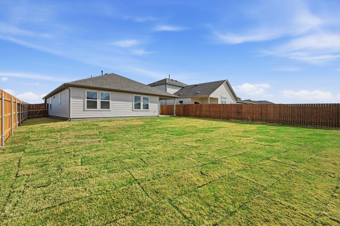 100 Childress St, Hutto, TX 78634