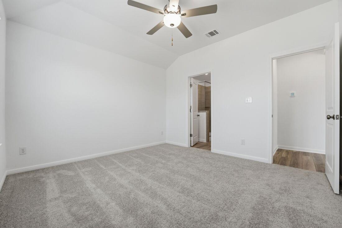 100 Childress St, Hutto, TX 78634