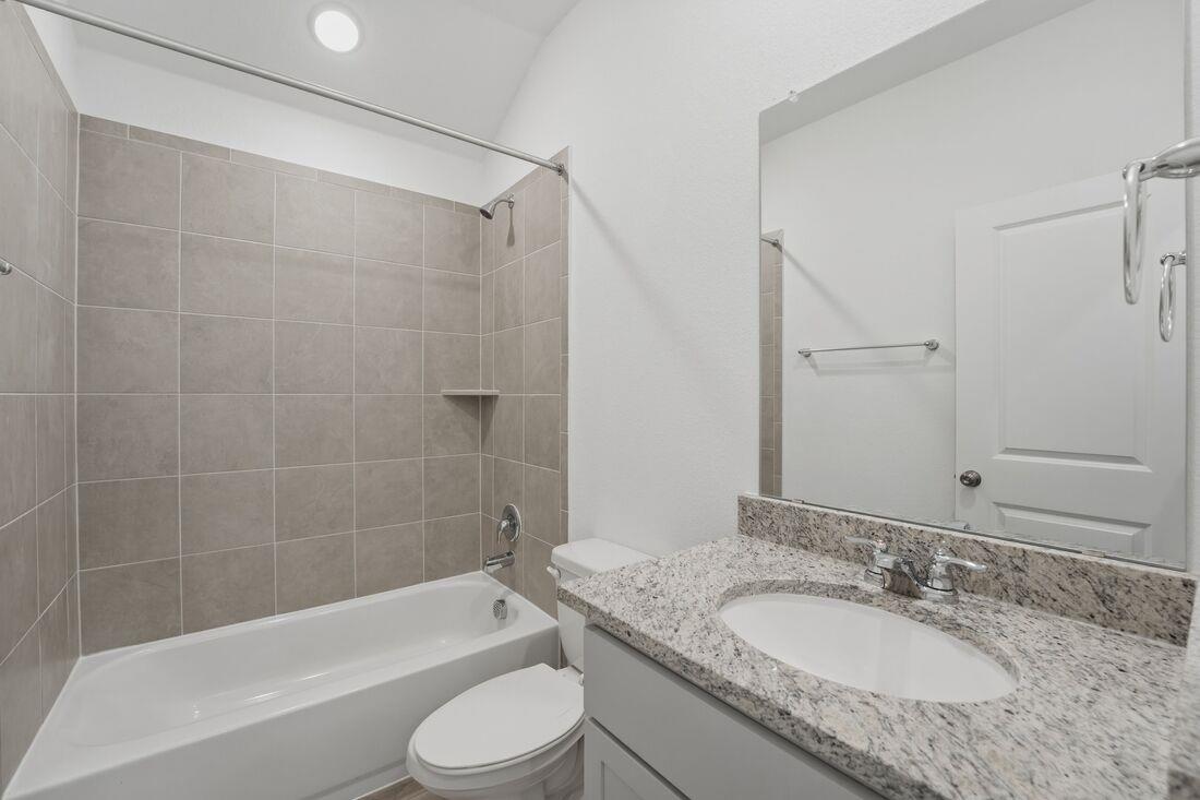 100 Childress St, Hutto, TX 78634