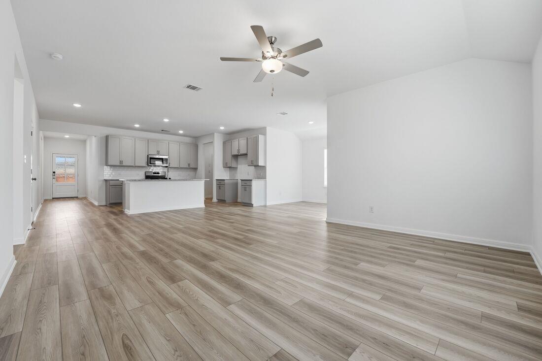 100 Childress St, Hutto, TX 78634