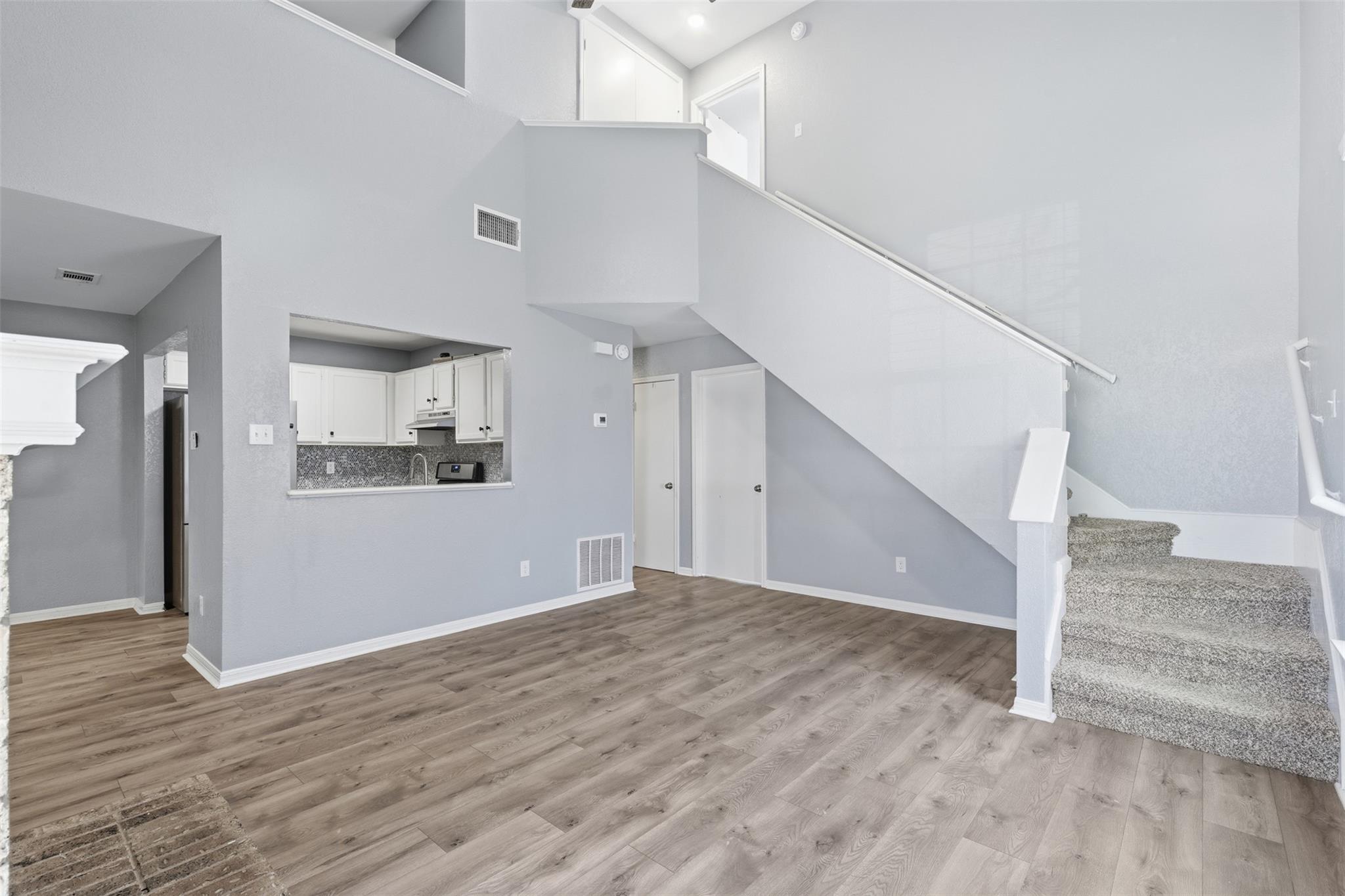 317/319 Rawhide Loop, Round Rock, TX 78681