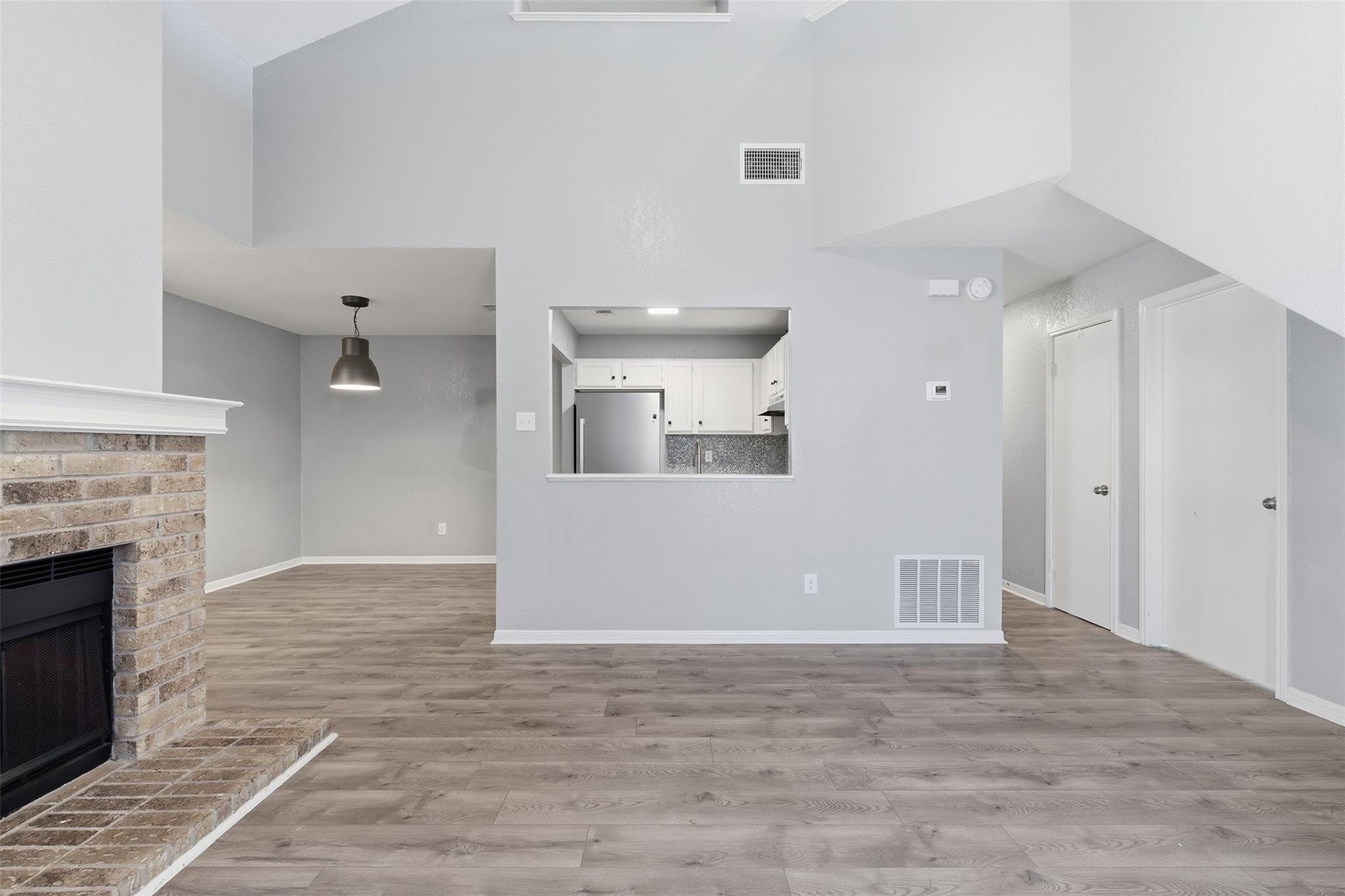 317/319 Rawhide Loop, Round Rock, TX 78681