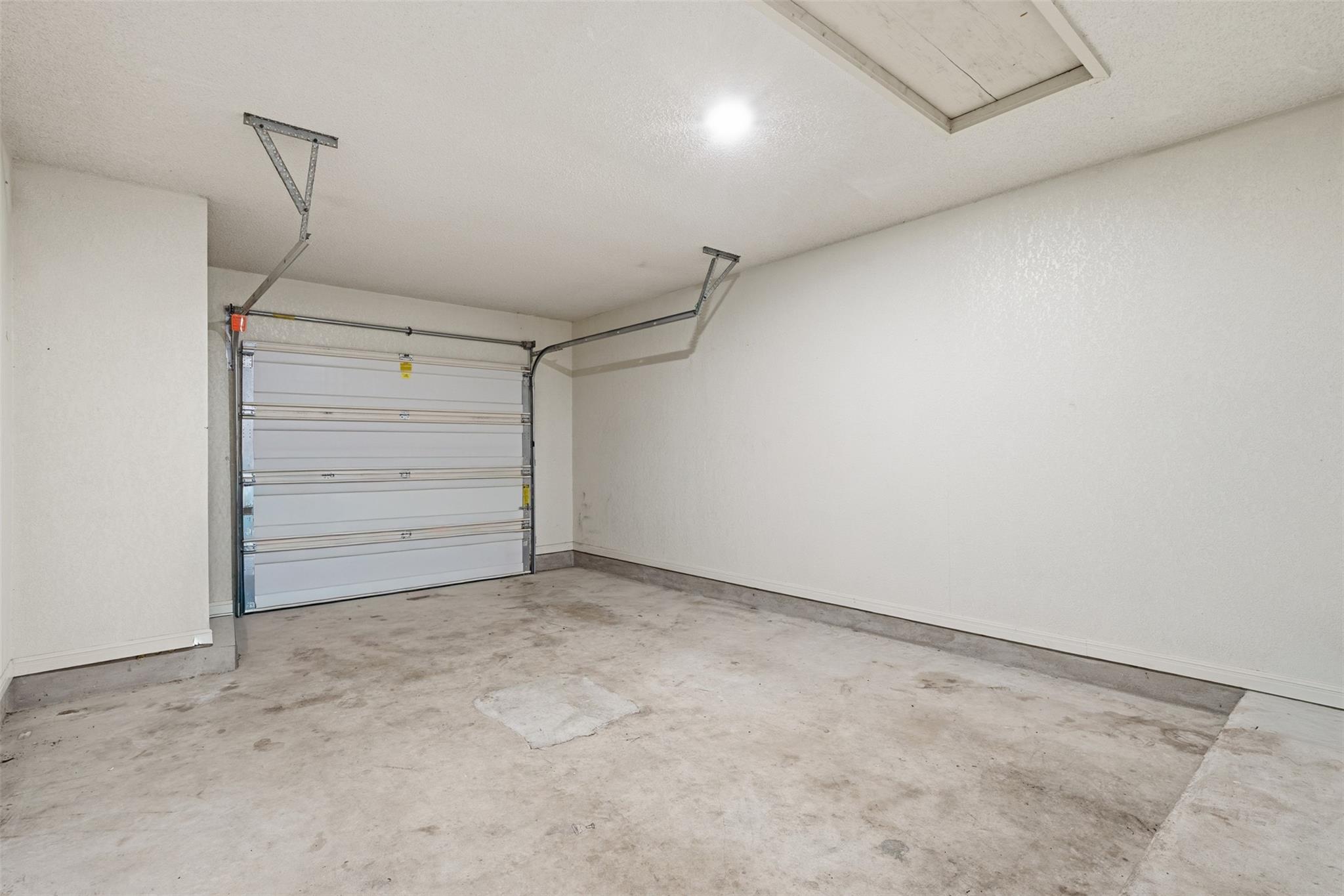 317/319 Rawhide Loop, Round Rock, TX 78681