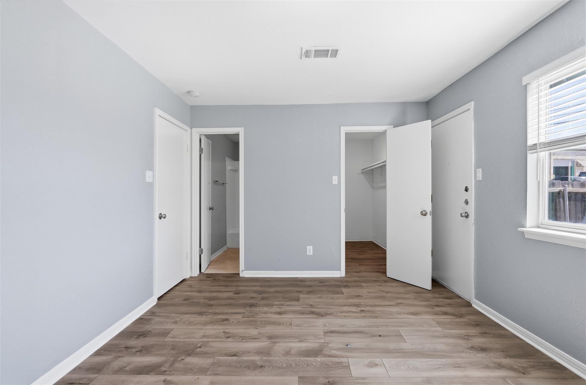 317/319 Rawhide Loop, Round Rock, TX 78681