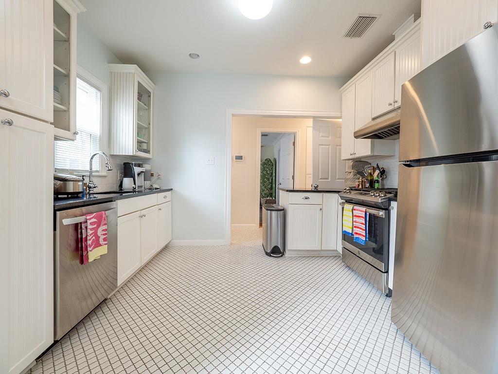 1026 E 44th St, Austin, TX 78751