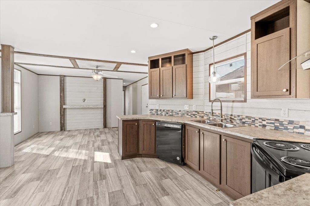 3505 Stag, Horseshoe Bay, TX 78657