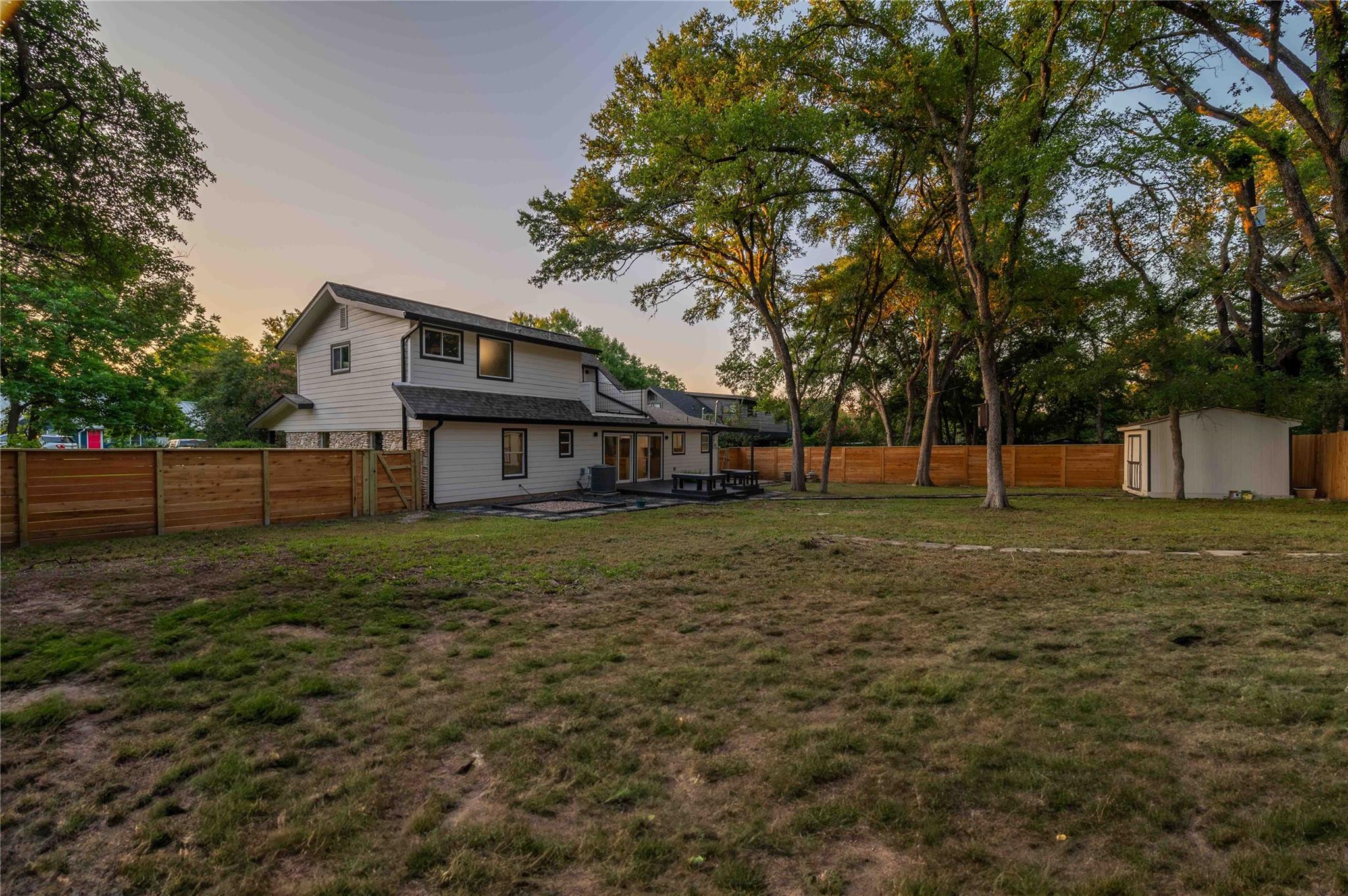 5107 Woodgreen Cv NW, Austin, TX 78745