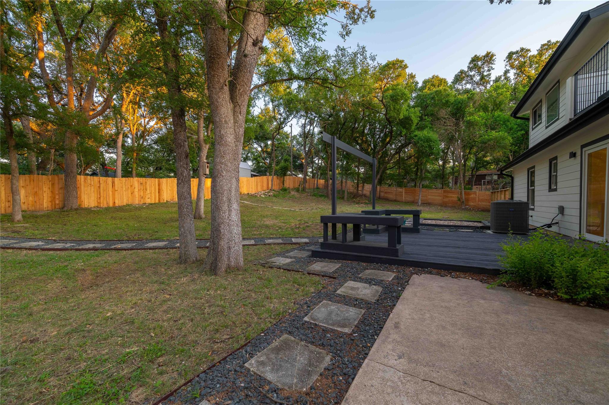 5107 Woodgreen Cv NW, Austin, TX 78745