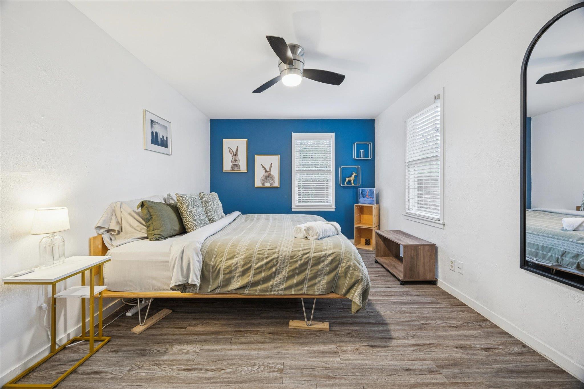 211 Lessin Ln # C, Austin, TX 78704