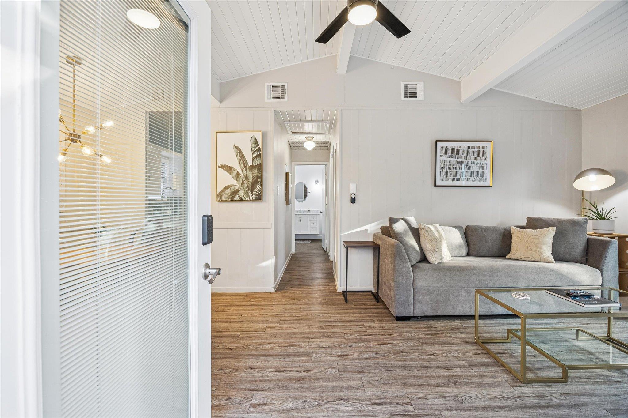 211 Lessin Ln # C, Austin, TX 78704