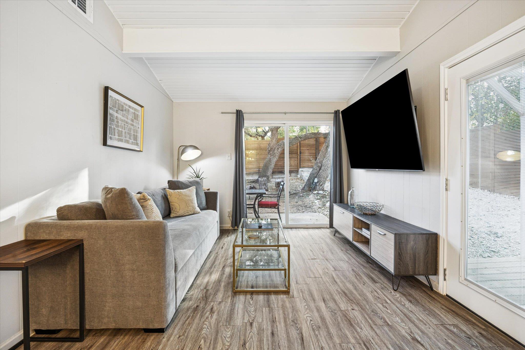 211 Lessin Ln # C, Austin, TX 78704