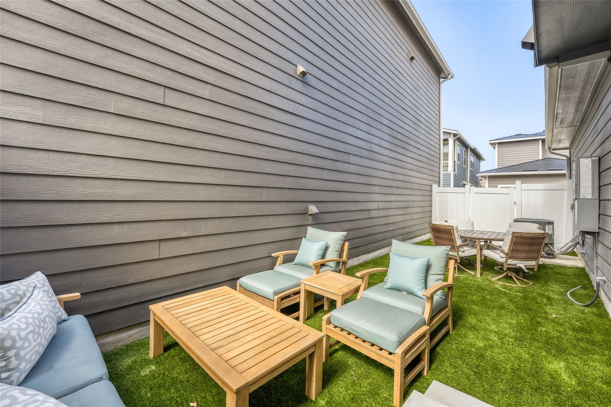 8007 Mellencamp Dr, Austin, TX 78744