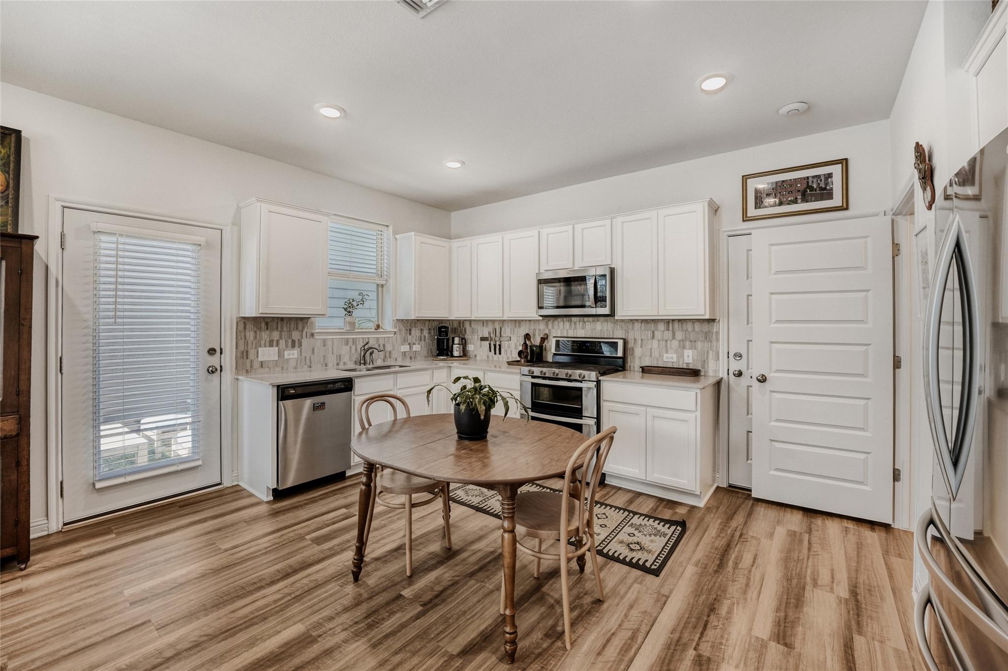 8007 Mellencamp Dr, Austin, TX 78744