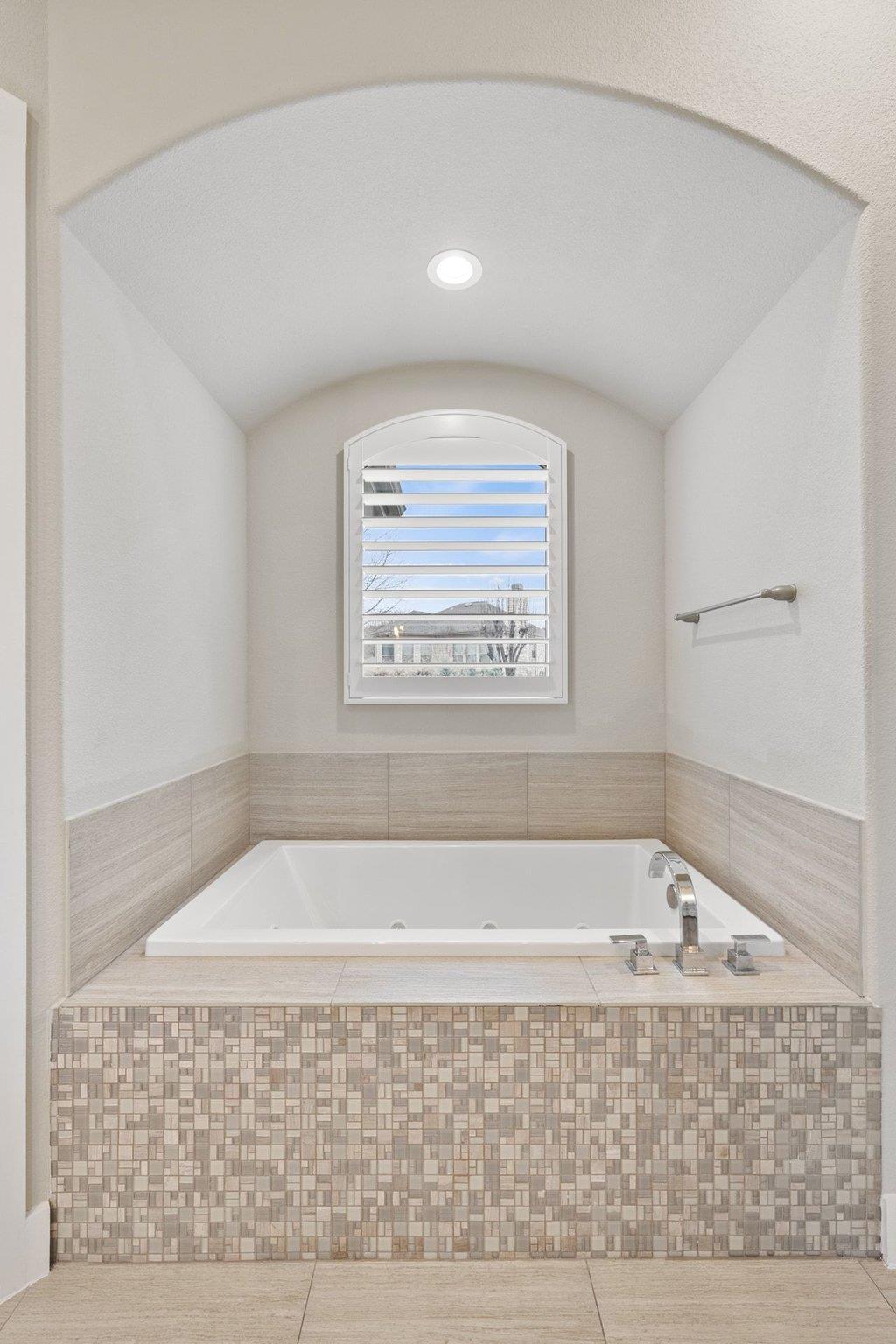 511 Hurst Creek Rd, Austin, TX 78734