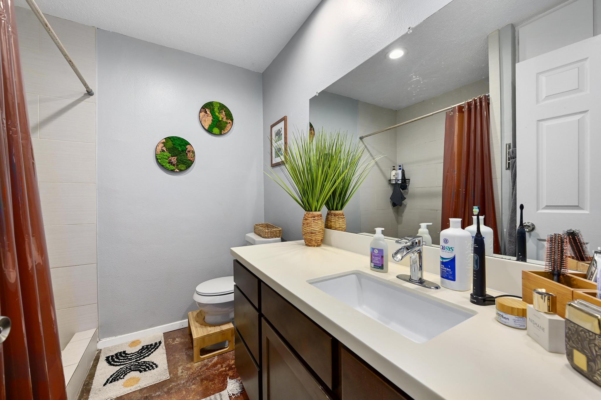 3420 Willowrun Dr, Austin, TX 78704