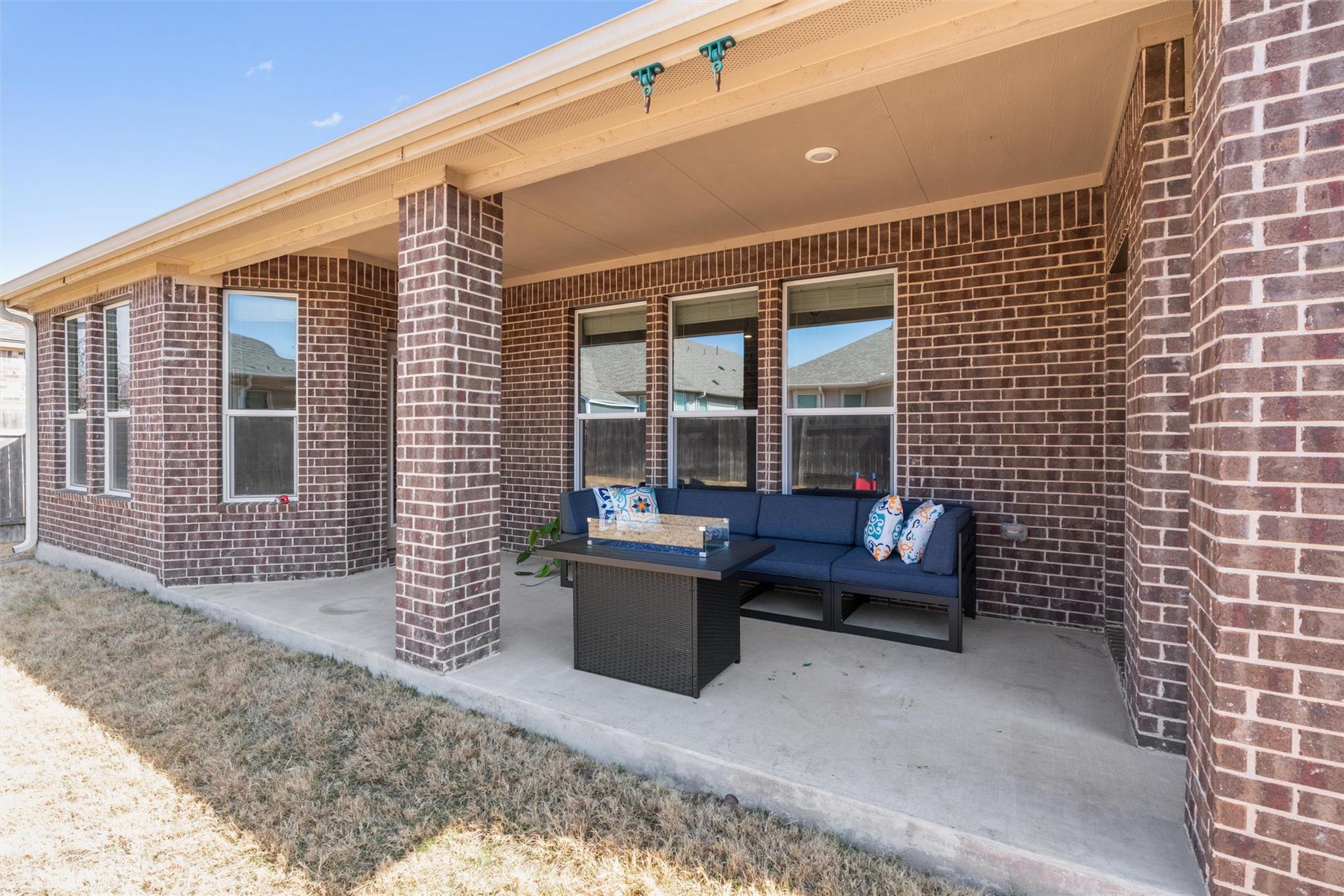 1029 Plano Ln, Leander, TX 78641