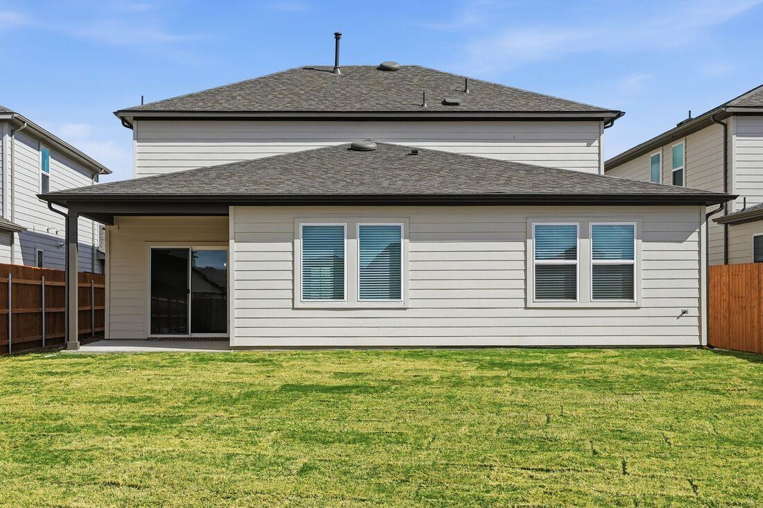 104 Childress St, Hutto, TX 78634