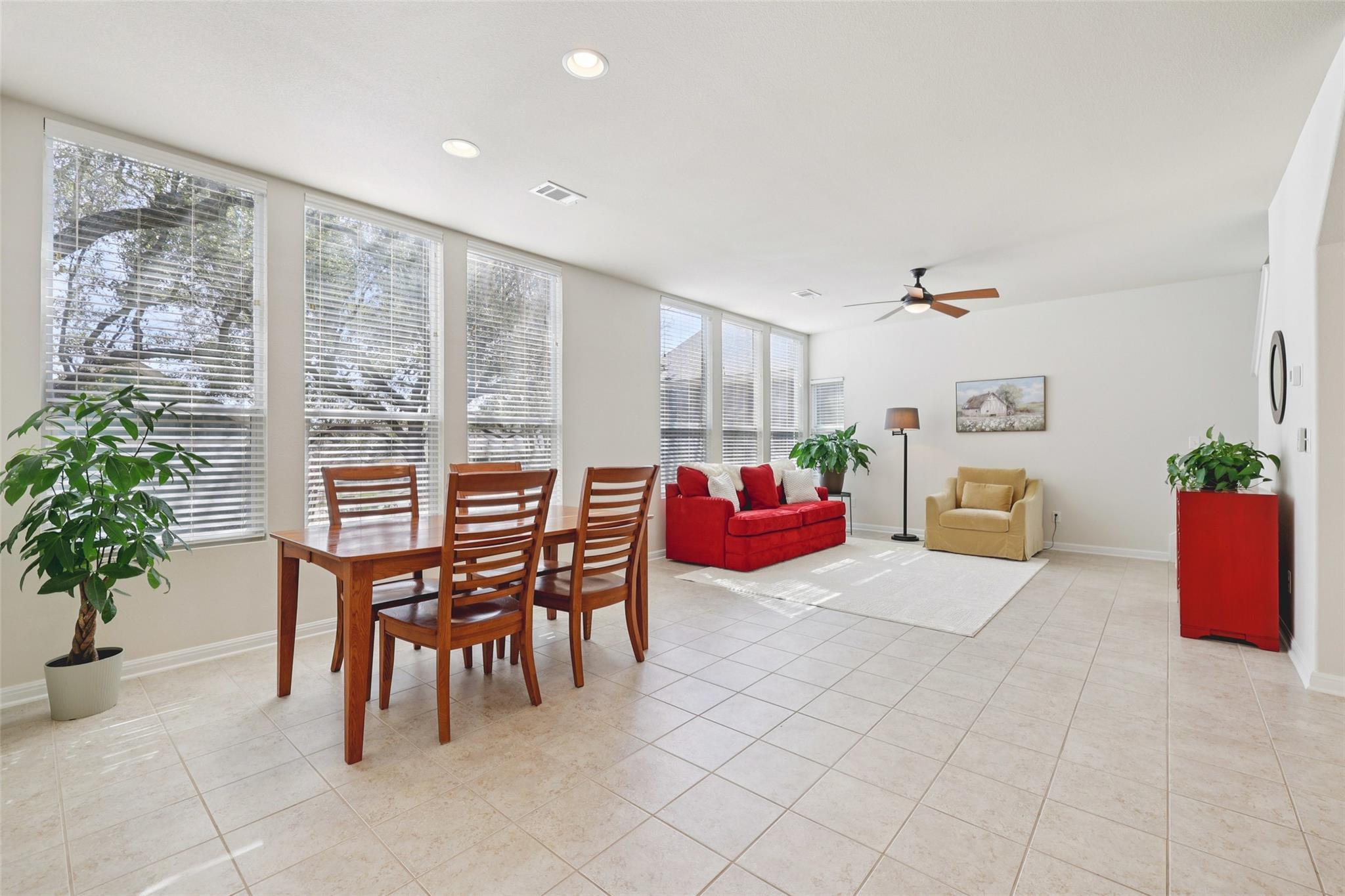 5152 Hellman, Kyle, TX 78640