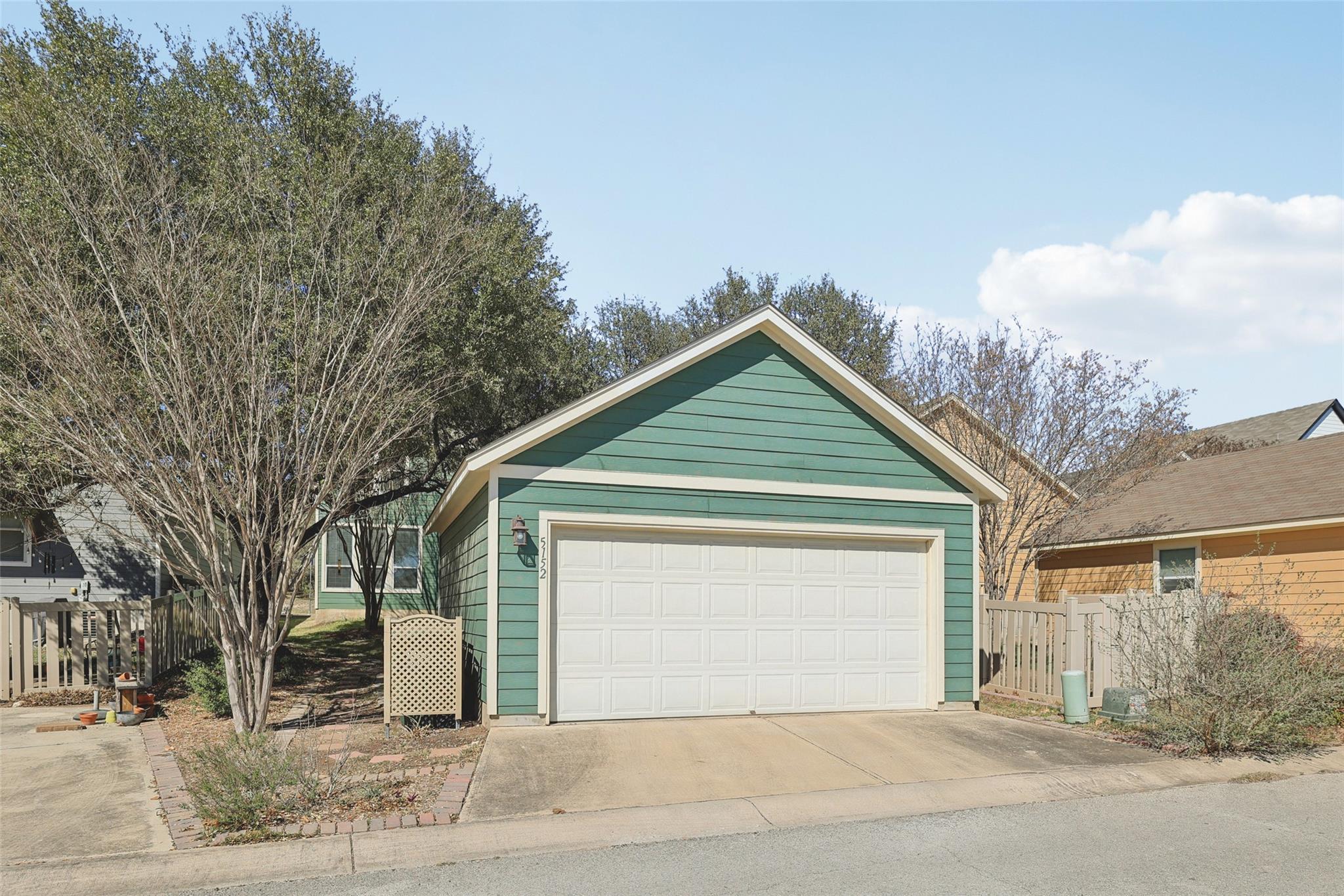 5152 Hellman, Kyle, TX 78640