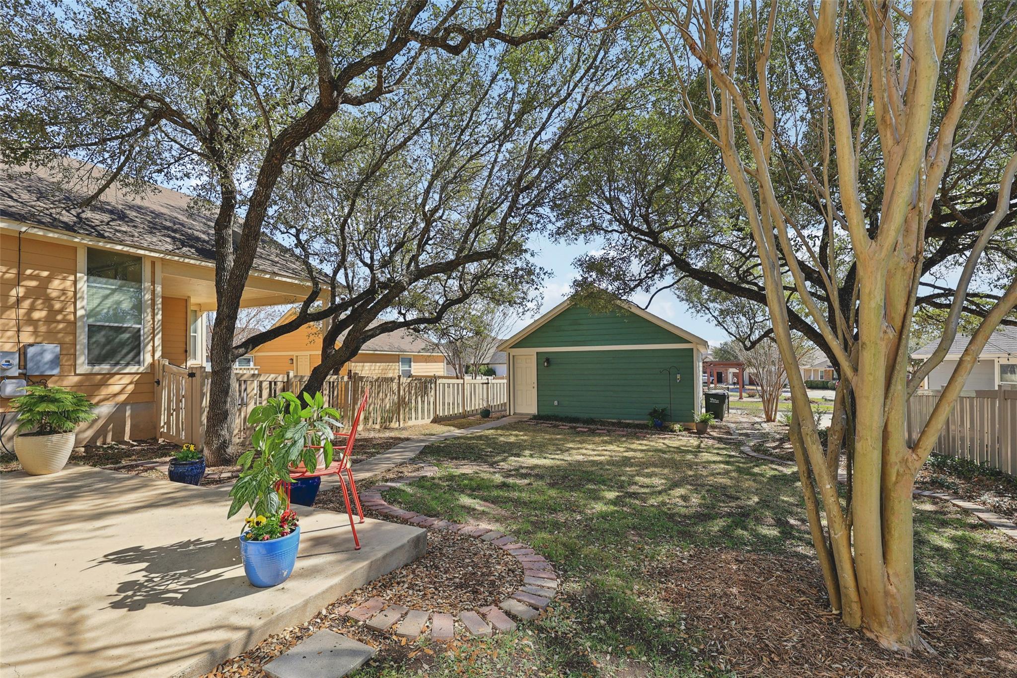 5152 Hellman, Kyle, TX 78640