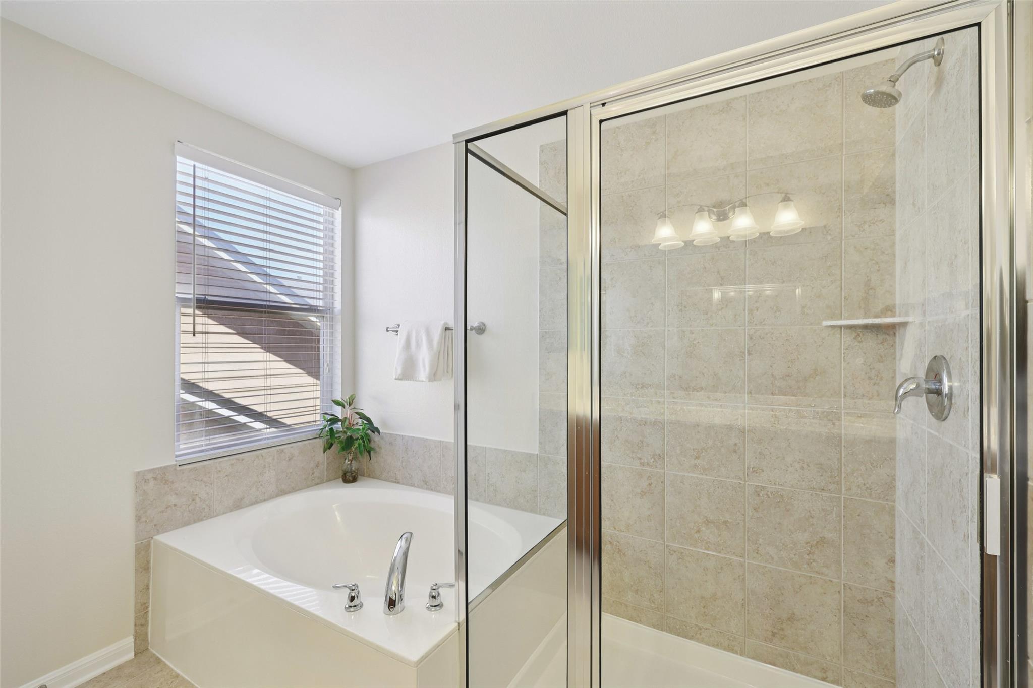 5152 Hellman, Kyle, TX 78640