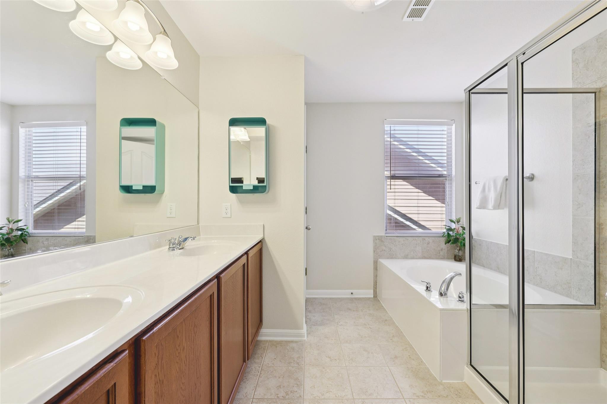 5152 Hellman, Kyle, TX 78640