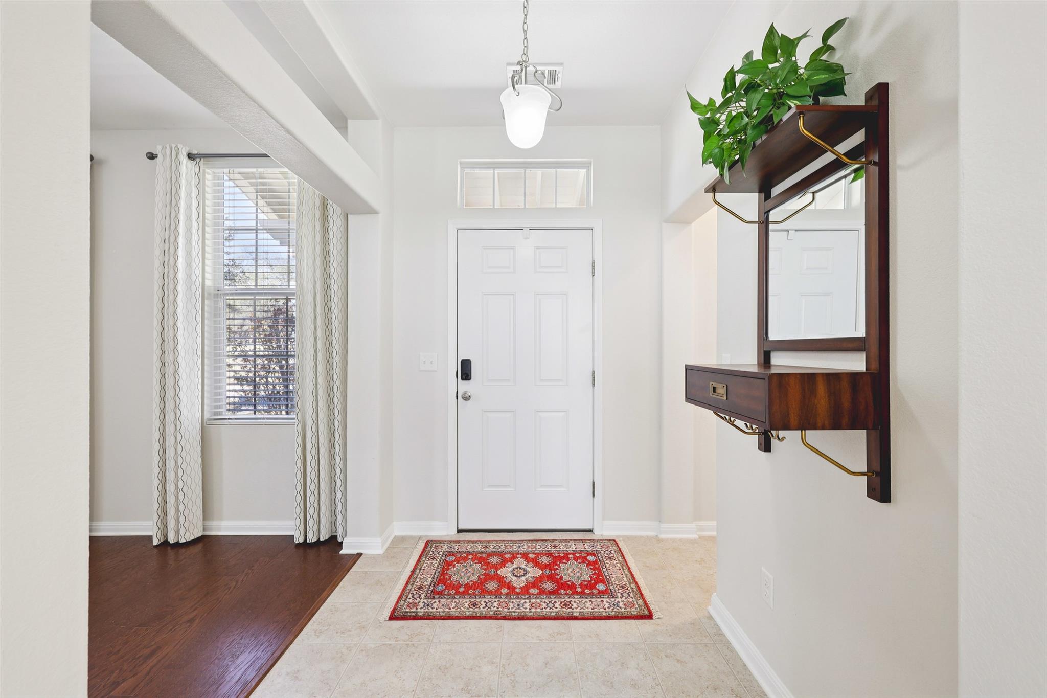 5152 Hellman, Kyle, TX 78640