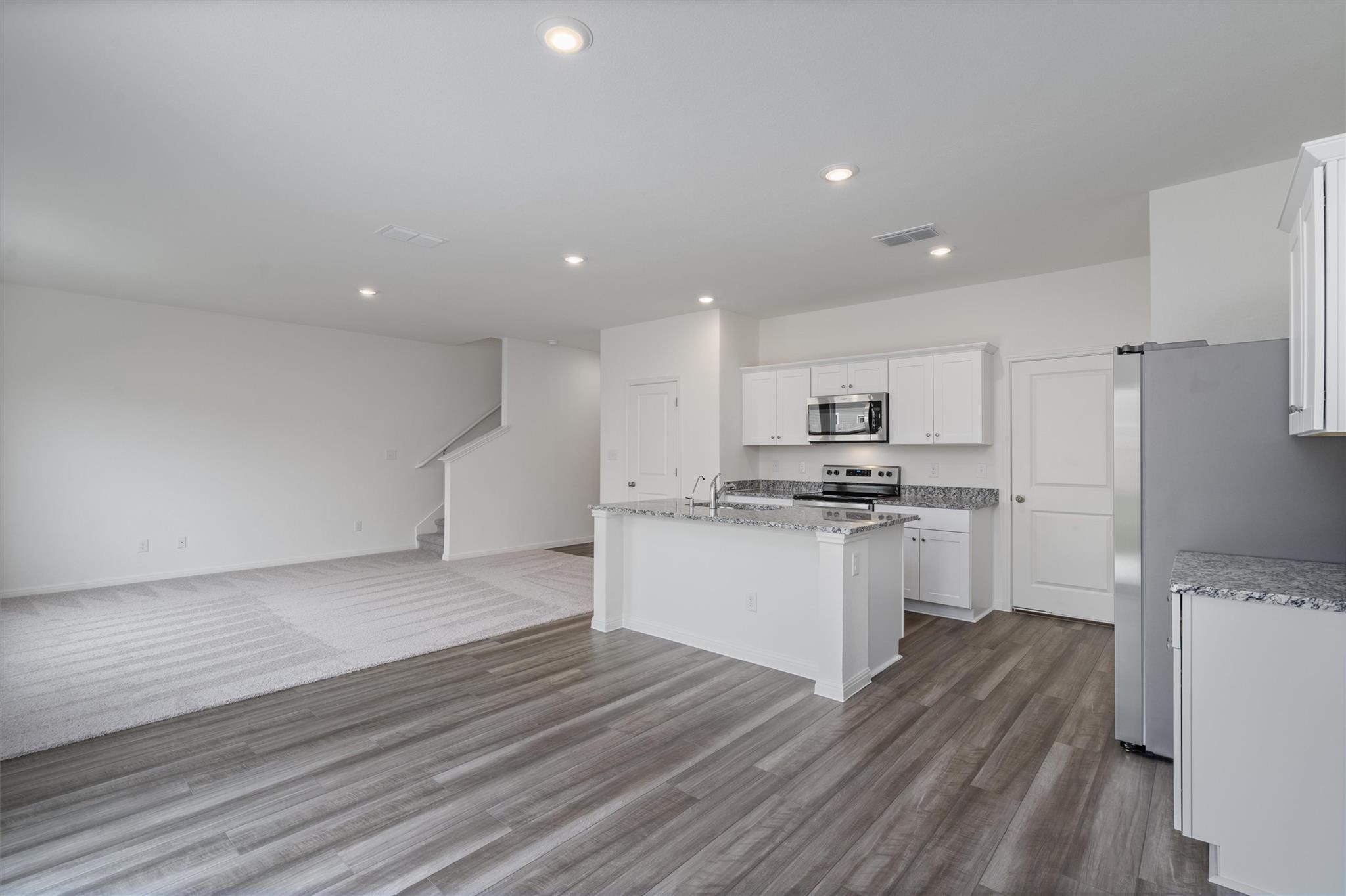 109 Blackbear Dr, Hutto, TX 78634