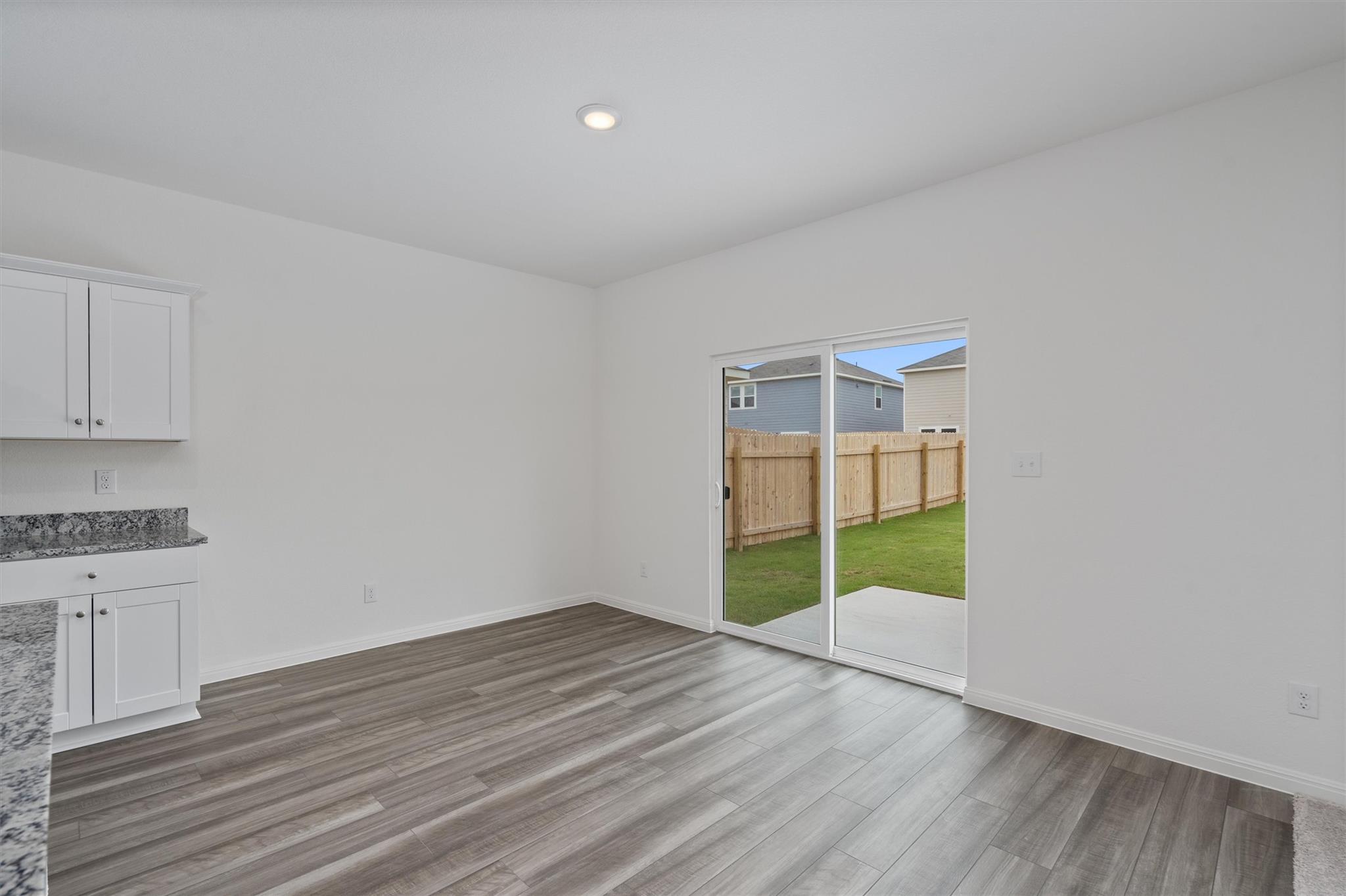 109 Blackbear Dr, Hutto, TX 78634