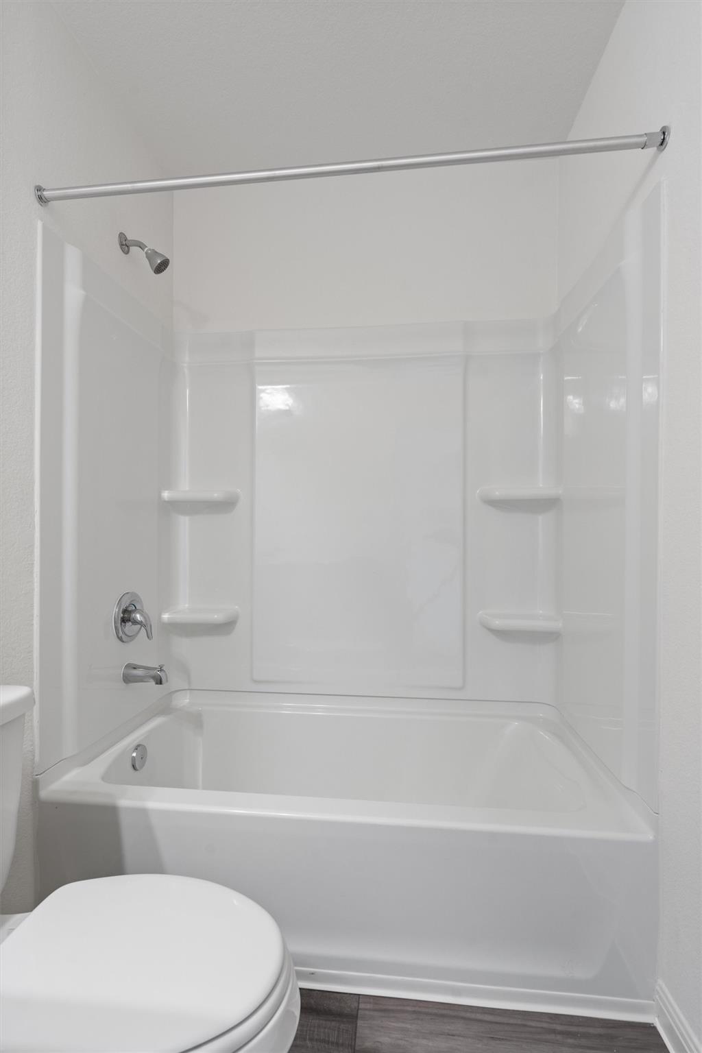 109 Blackbear Dr, Hutto, TX 78634