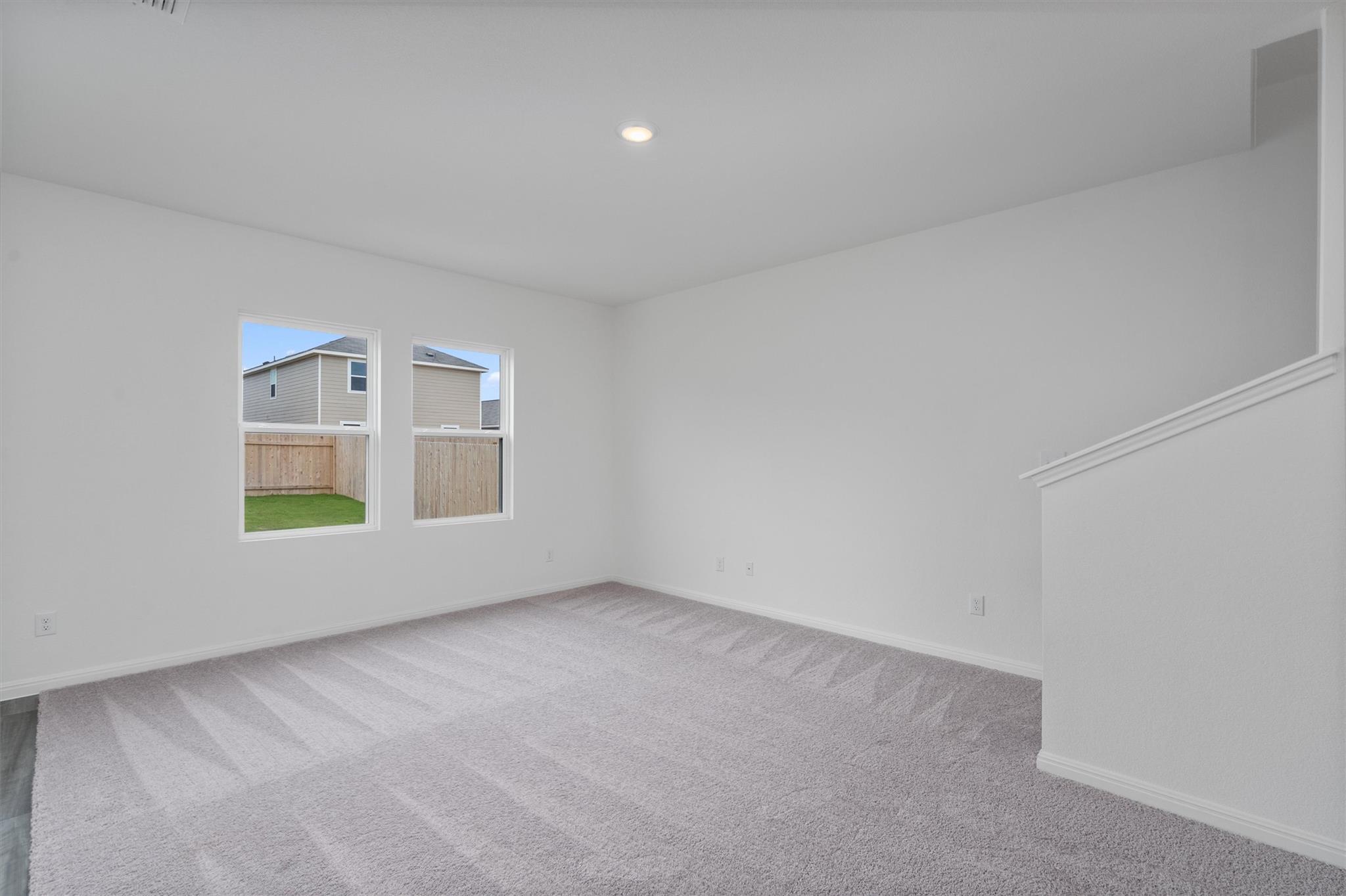 109 Blackbear Dr, Hutto, TX 78634