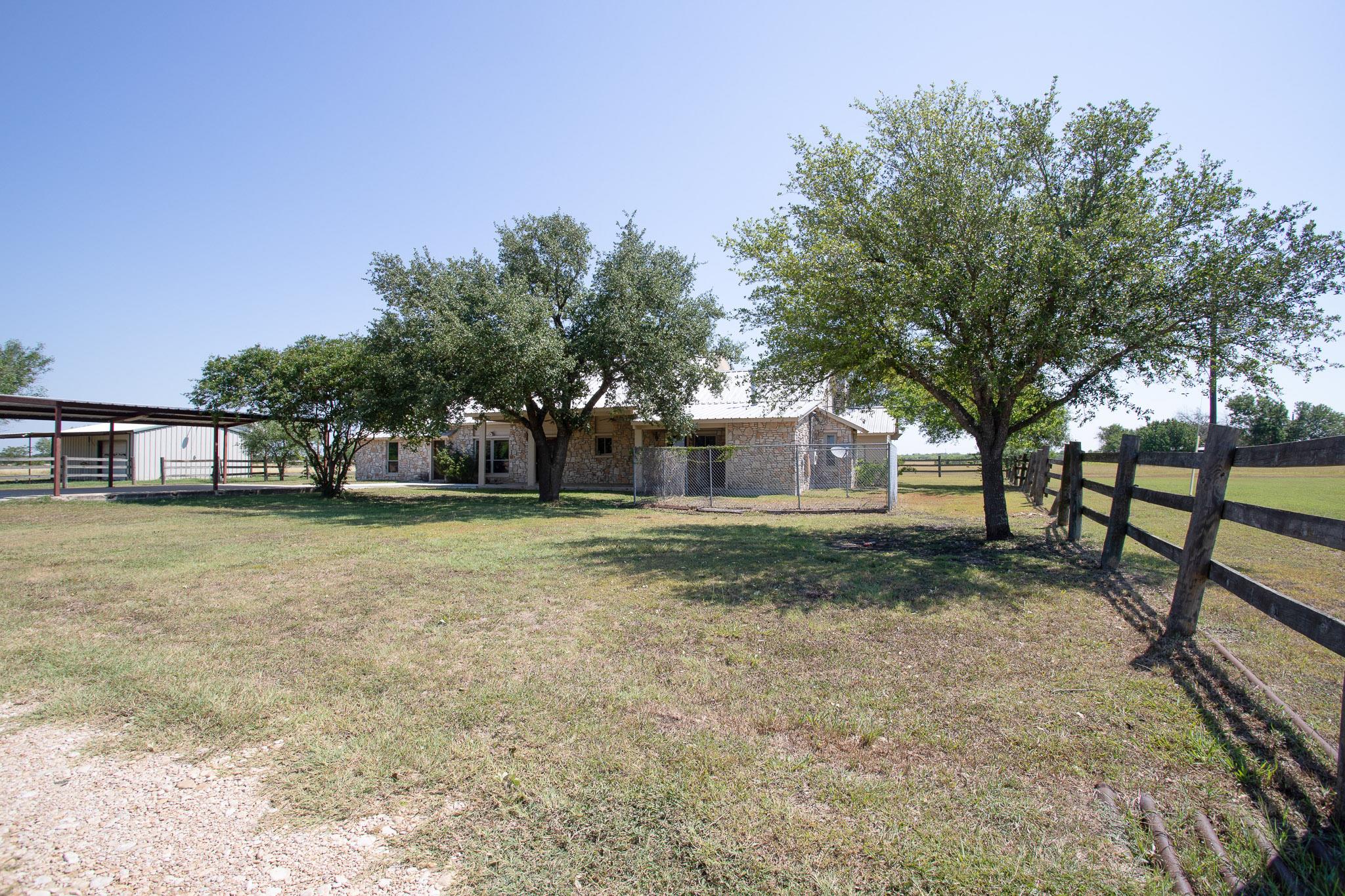 4692 SE River Rd, Martindale, TX 78655