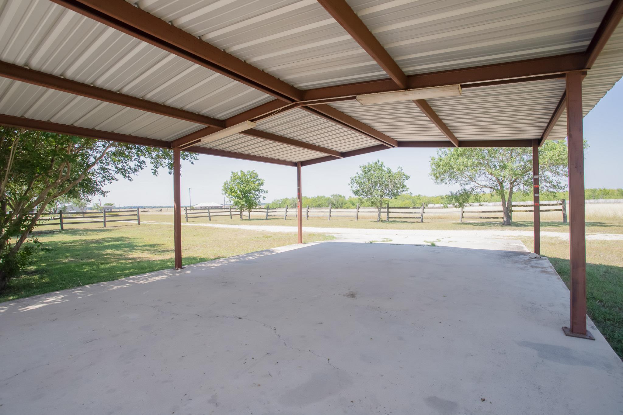 4692 SE River Rd, Martindale, TX 78655