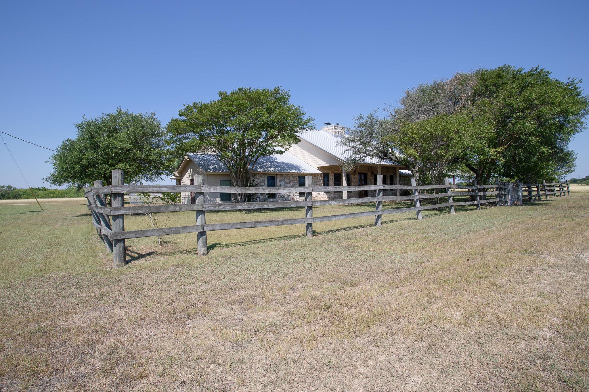 4692 SE River Rd, Martindale, TX 78655