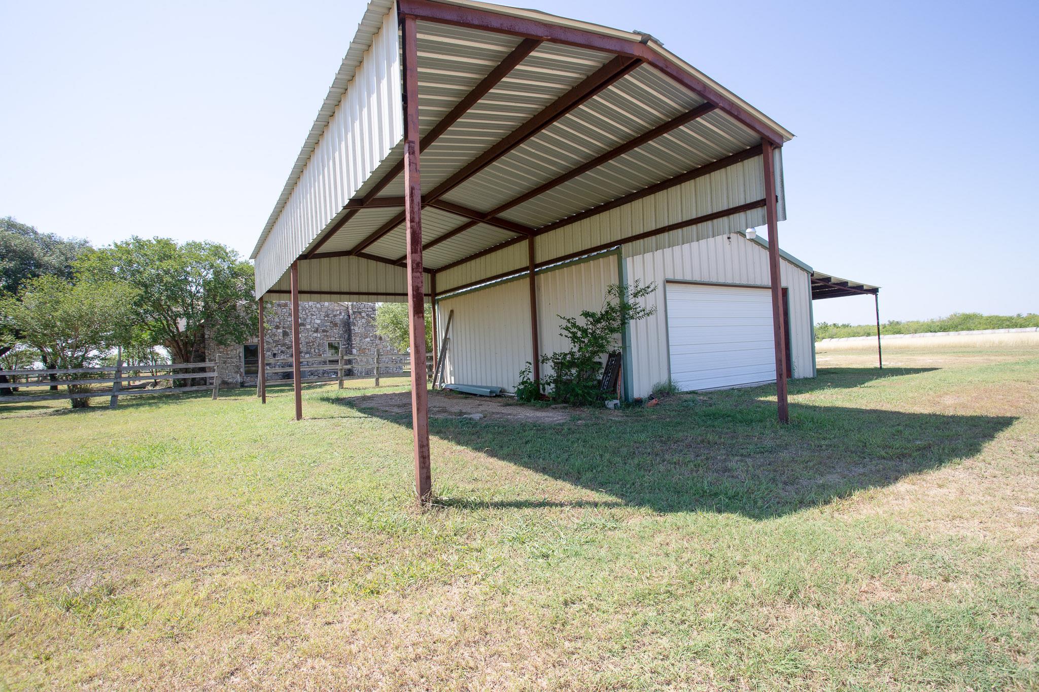 4692 SE River Rd, Martindale, TX 78655
