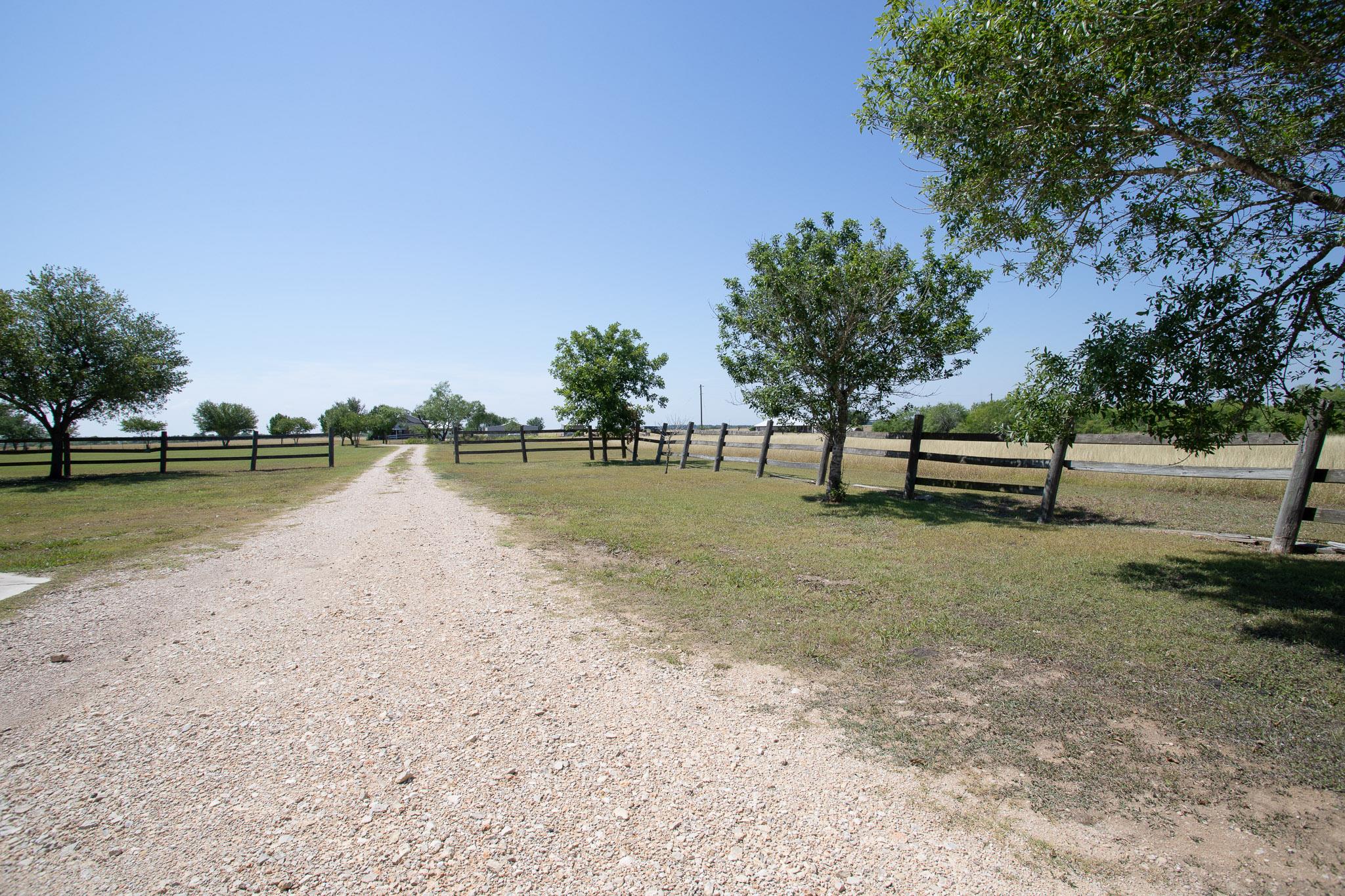 4692 SE River Rd, Martindale, TX 78655