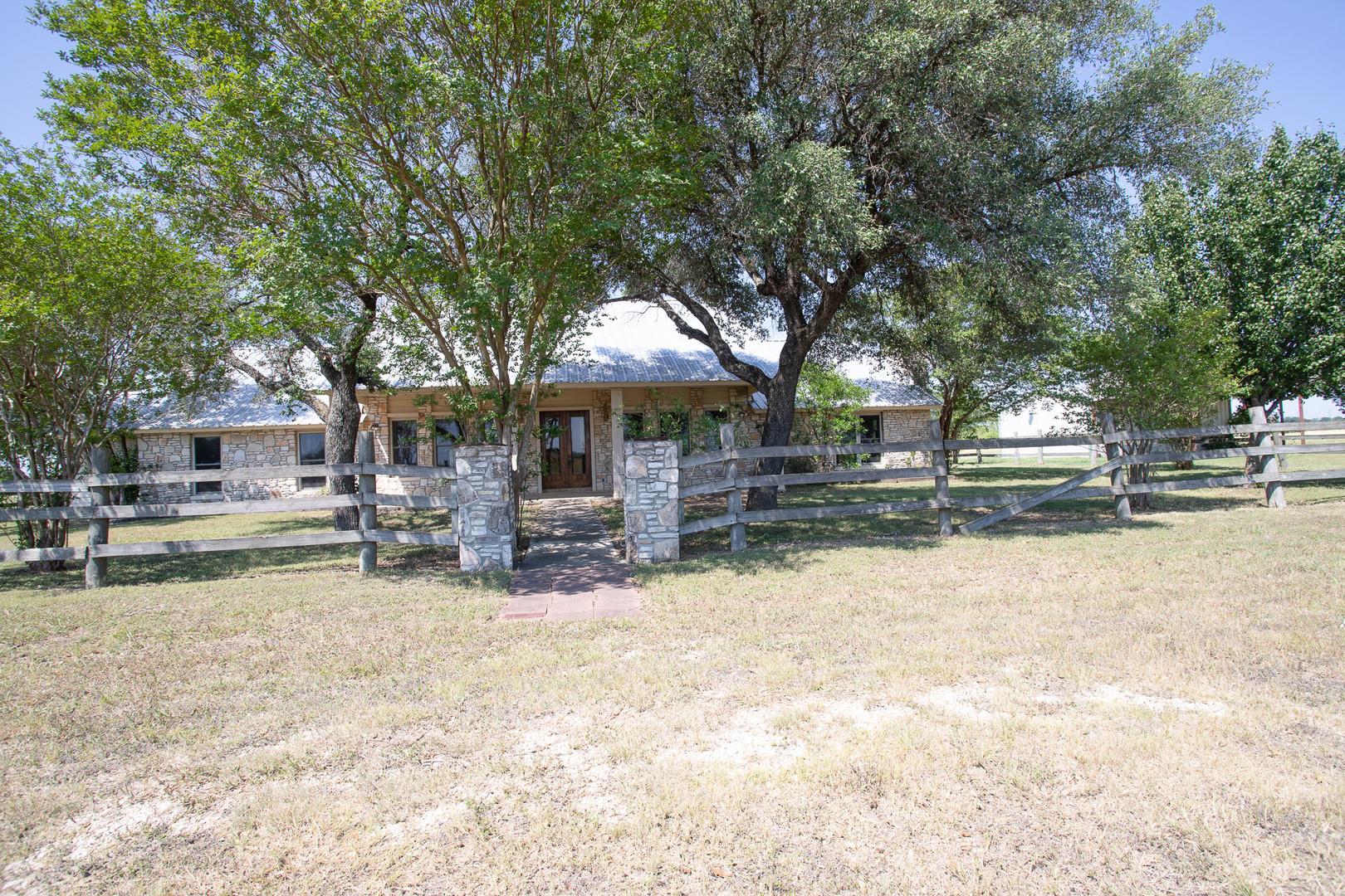 4692 SE River Rd, Martindale, TX 78655