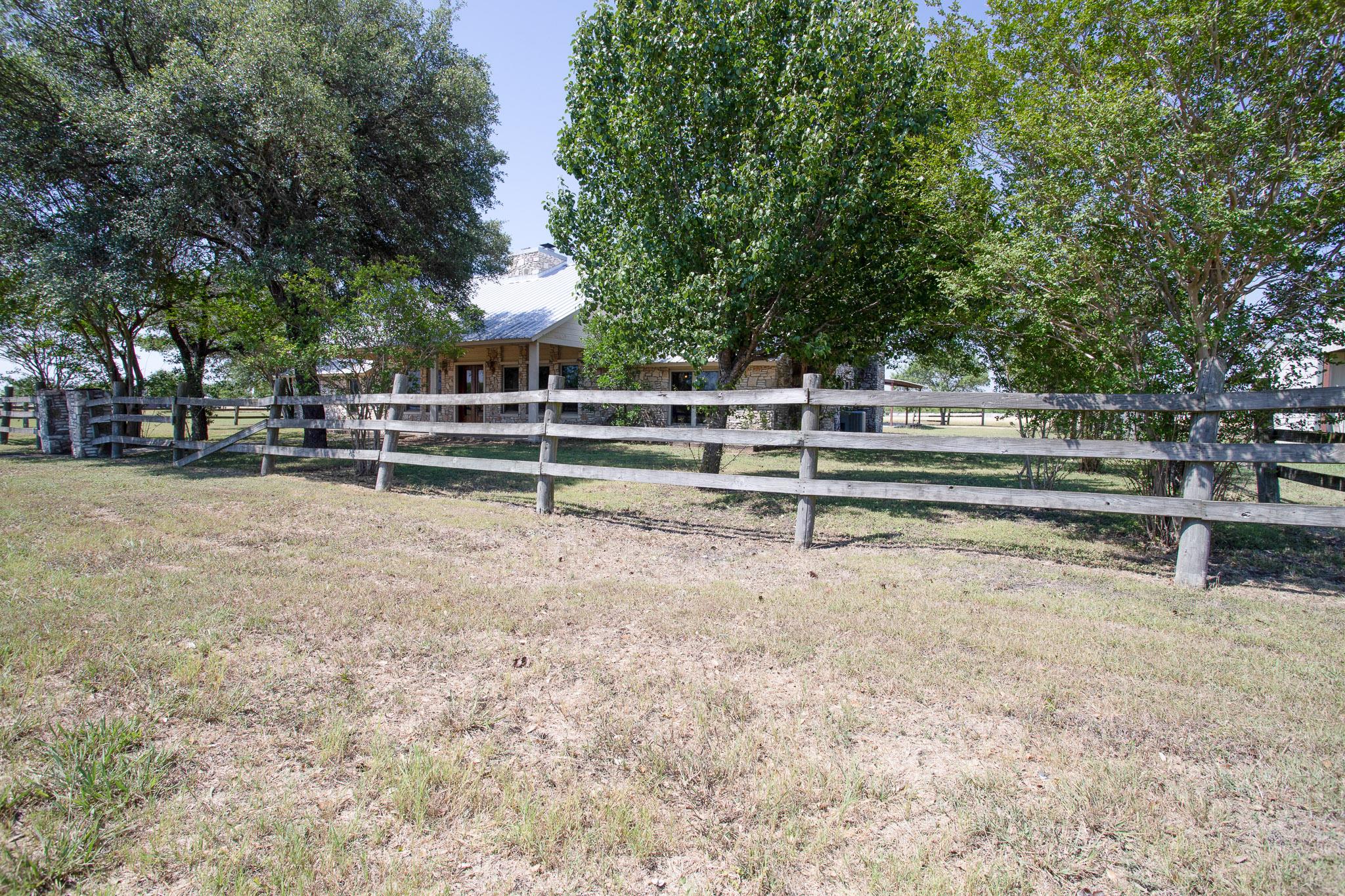 4692 SE River Rd, Martindale, TX 78655