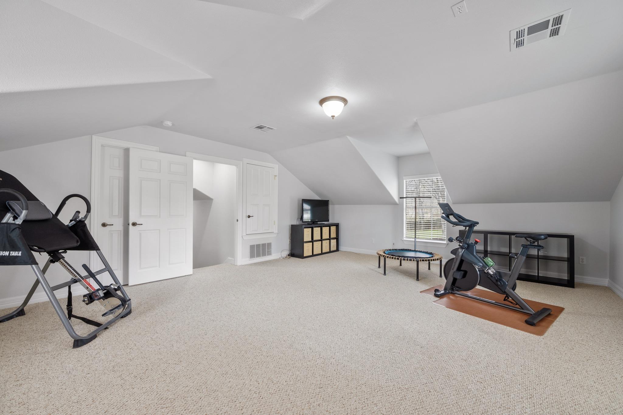 531 Leanna Oak Loop, Manchaca, TX 78652