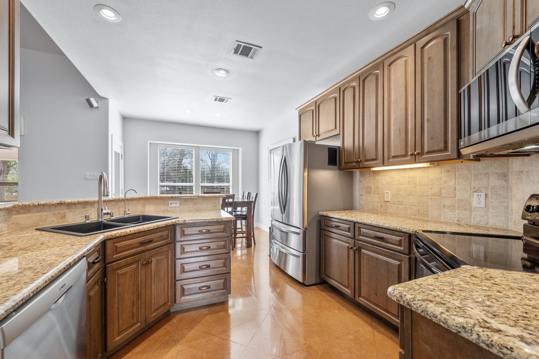 531 Leanna Oak Loop, Manchaca, TX 78652