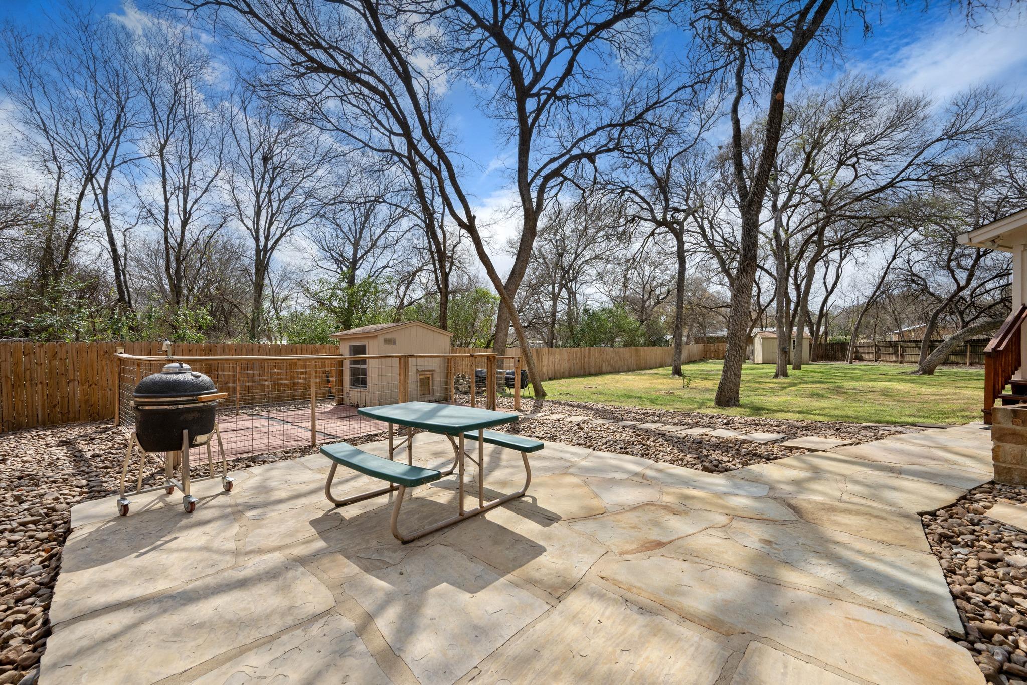 531 Leanna Oak Loop, Manchaca, TX 78652
