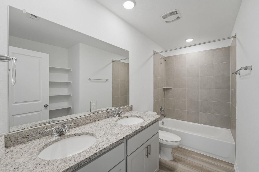 102 Childress St, Hutto, TX 78634