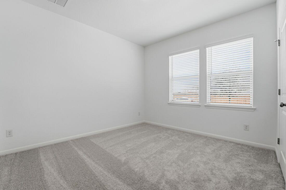 102 Childress St, Hutto, TX 78634